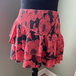 Skirt or skort. Gray and Pink. Built in shorts. Mustard Seed brand.